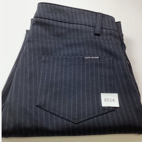 NWT-DKNY Jeans Ladies' Straight Leg Ponte Pants w/Back Pocket, Black Stripe, Med - Picture 3 of 8